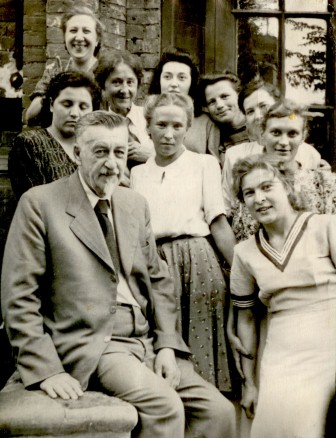 Л.И. Курсанов со студентами